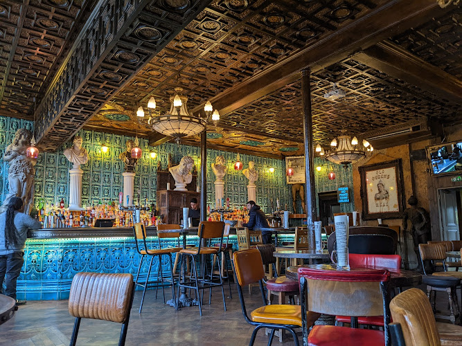 Lucky Chip restaurant
