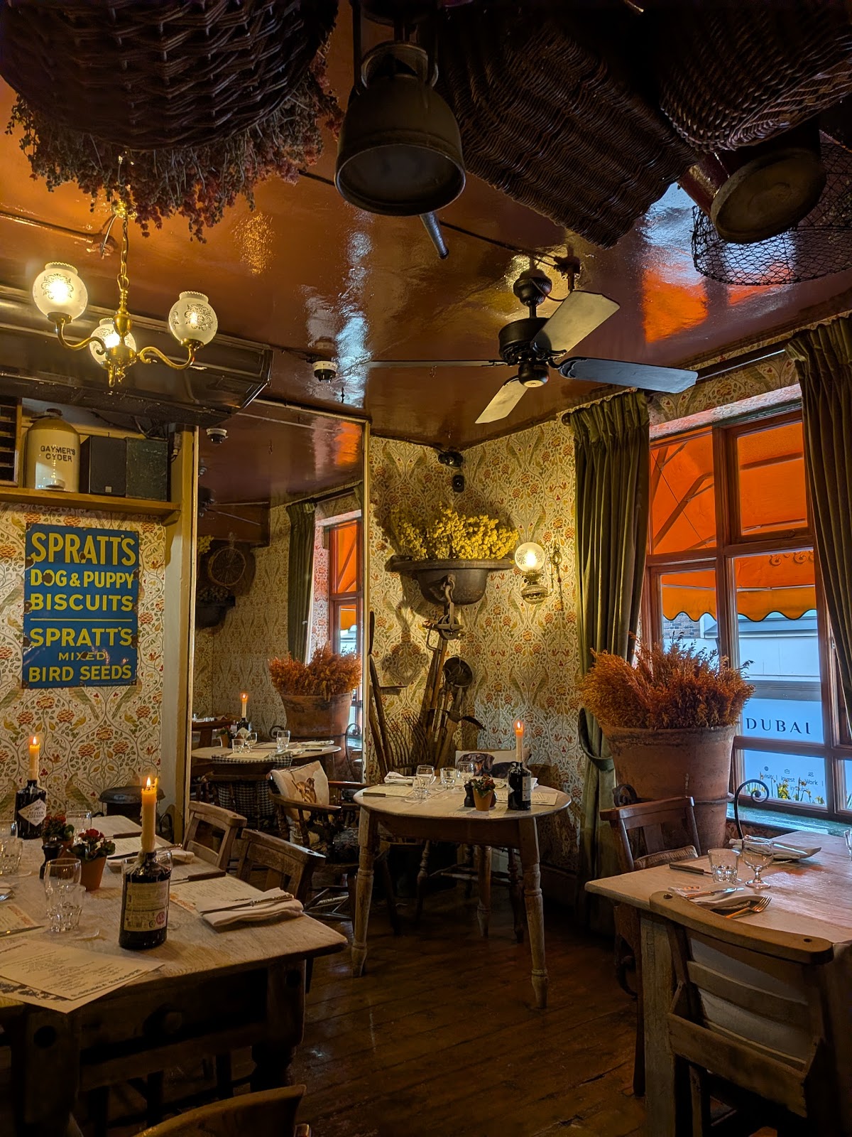 Maggie Jones's Restaurant — photo 3