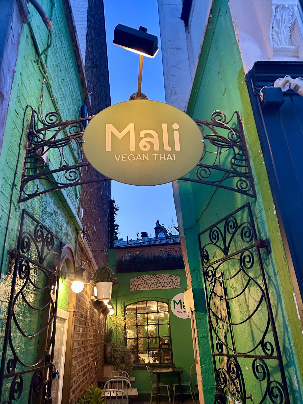 Mali Vegan Thai restaurant