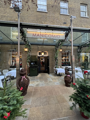 Manicomio restaurant