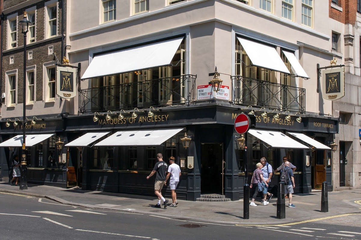 Marquess of Anglesey restaurant