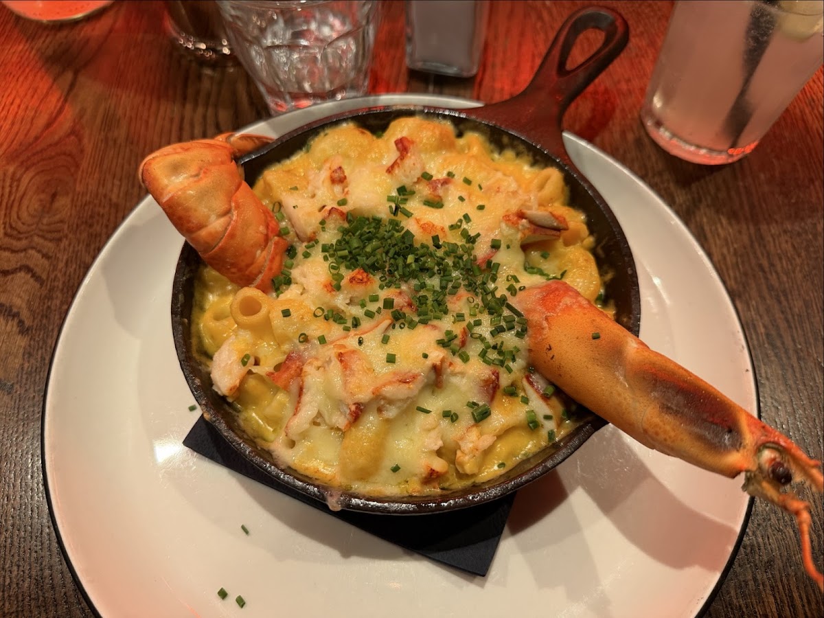 Maxwell's Bar & Grill — photo 3