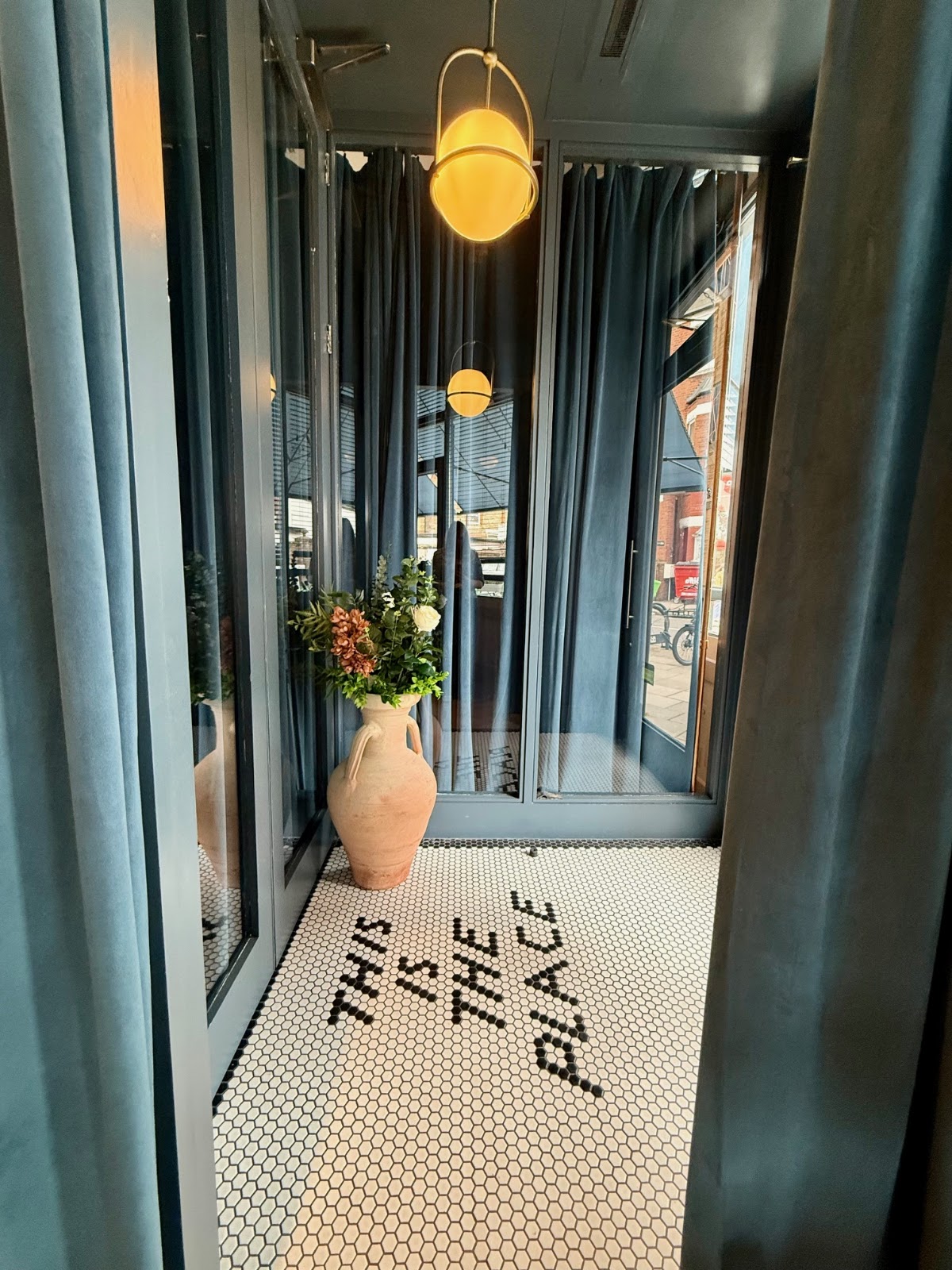 Melange Restaurant — photo 2