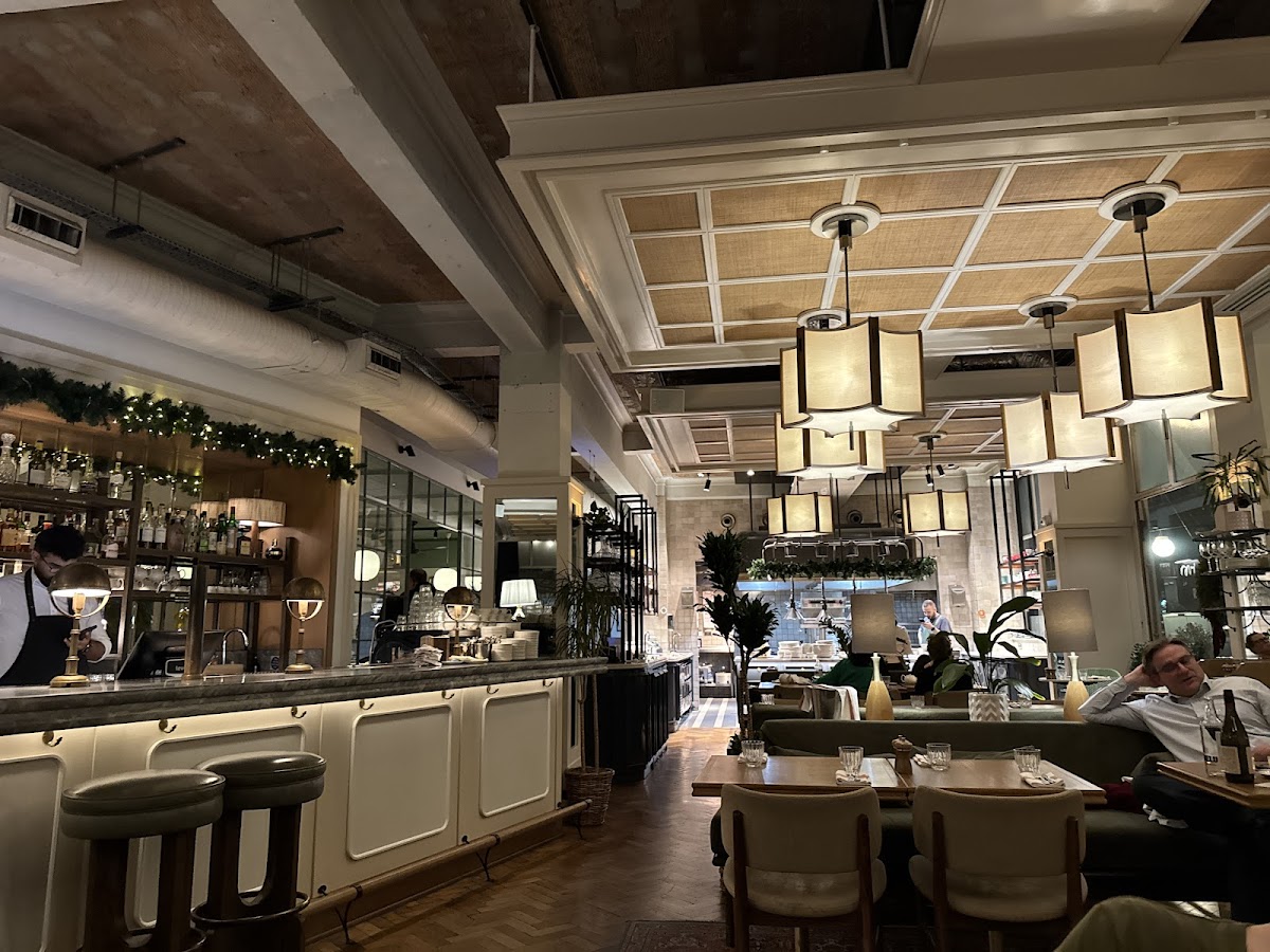 Mortimer House Kitchen — photo 3