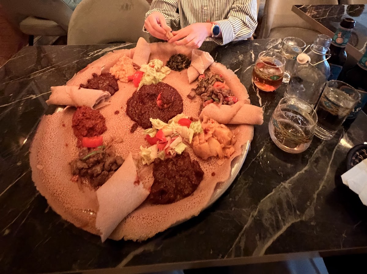 Mosob Restaurant — photo 3