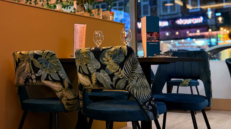 N3 Indian Tandoor & Bar in Finchley London | Cocktails | Private Hire | Caterers restaurant