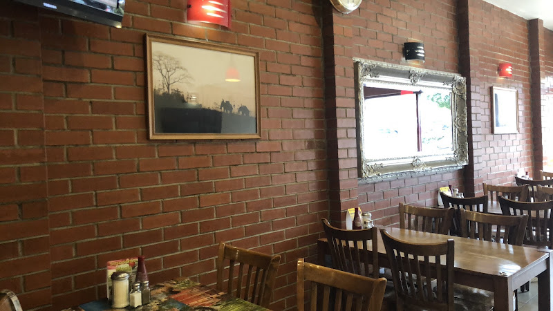 N4 Eatery London restaurant