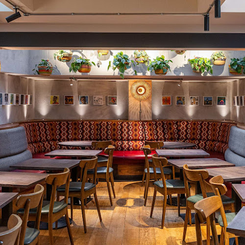 Nando's Berners Street restaurant