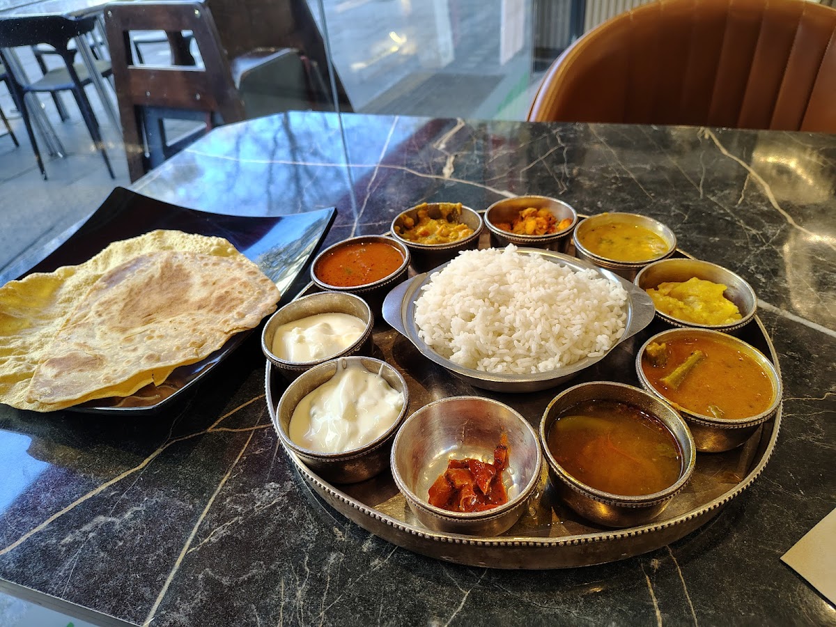 NK Arya Bhavan - South Indian Pure Vegetarian Restaurant Central London — photo 3