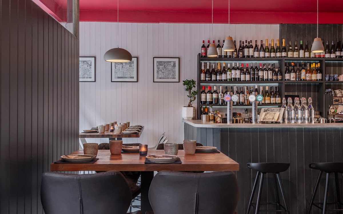 Oliveira Kitchen restaurant