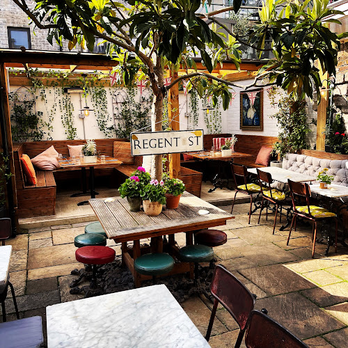 Parlour restaurant