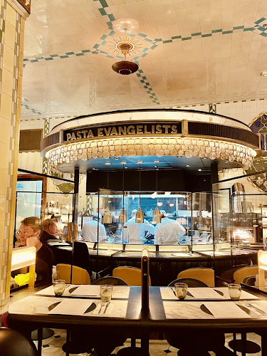Pasta Evangelists by Perbellini at Harrods restaurant