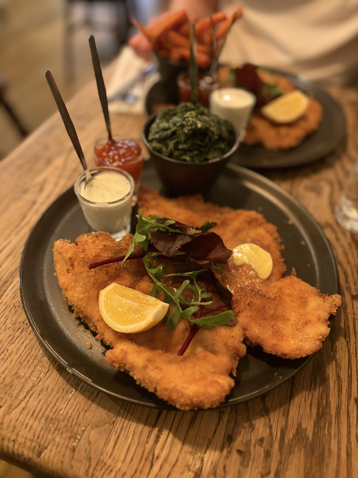 Pera Schnitzel Garden — photo 3