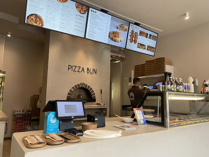 Pizza Bun restaurant