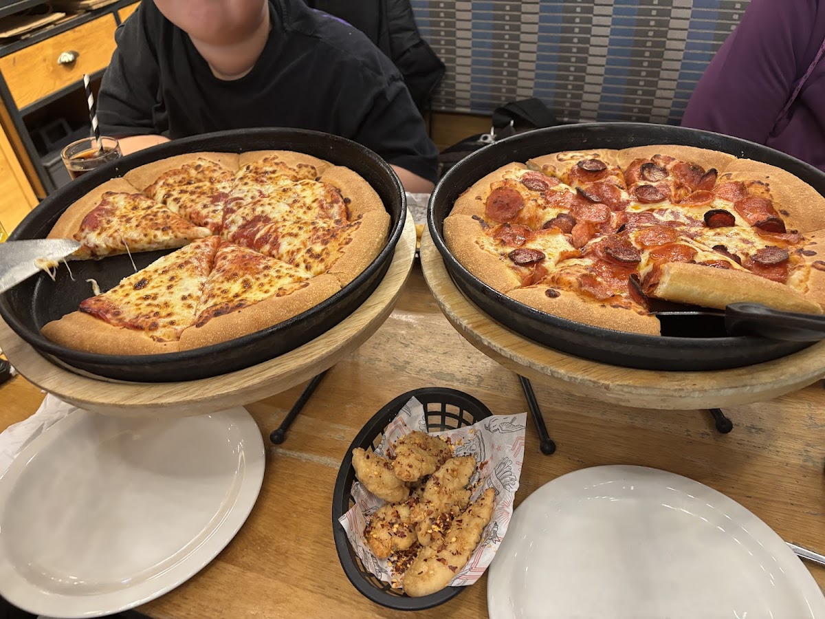 Pizza Hut Restaurants Piccadilly, London — photo 3