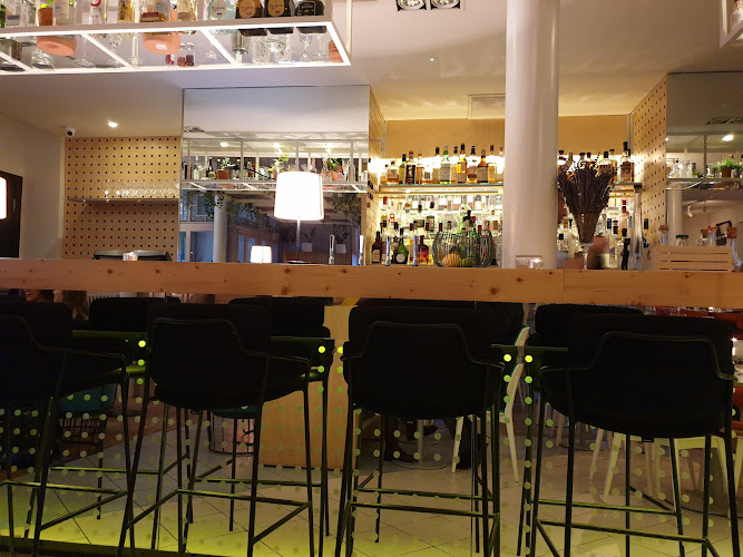 Pomona’s restaurant