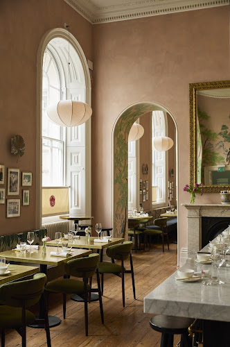 Poon's at Somerset House restaurant