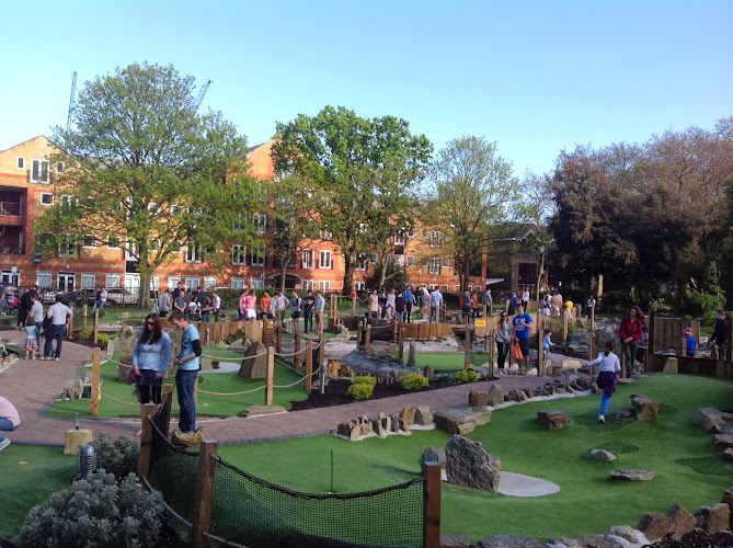 Putt in the Park restaurant