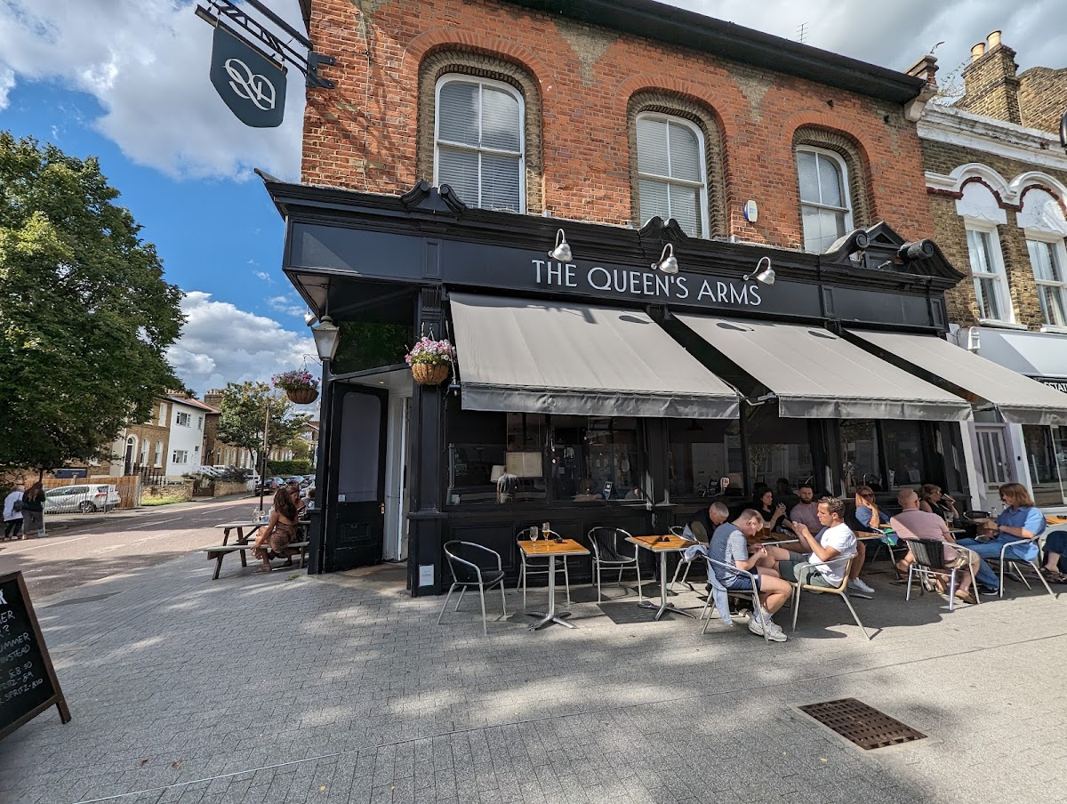 Queen's Arms restaurant