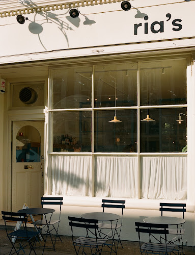 Ria's restaurant