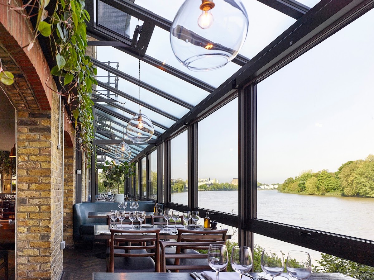 Rick Stein, Barnes restaurant
