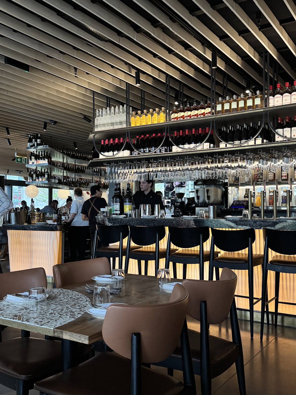 Roe - Canary Wharf — photo 2