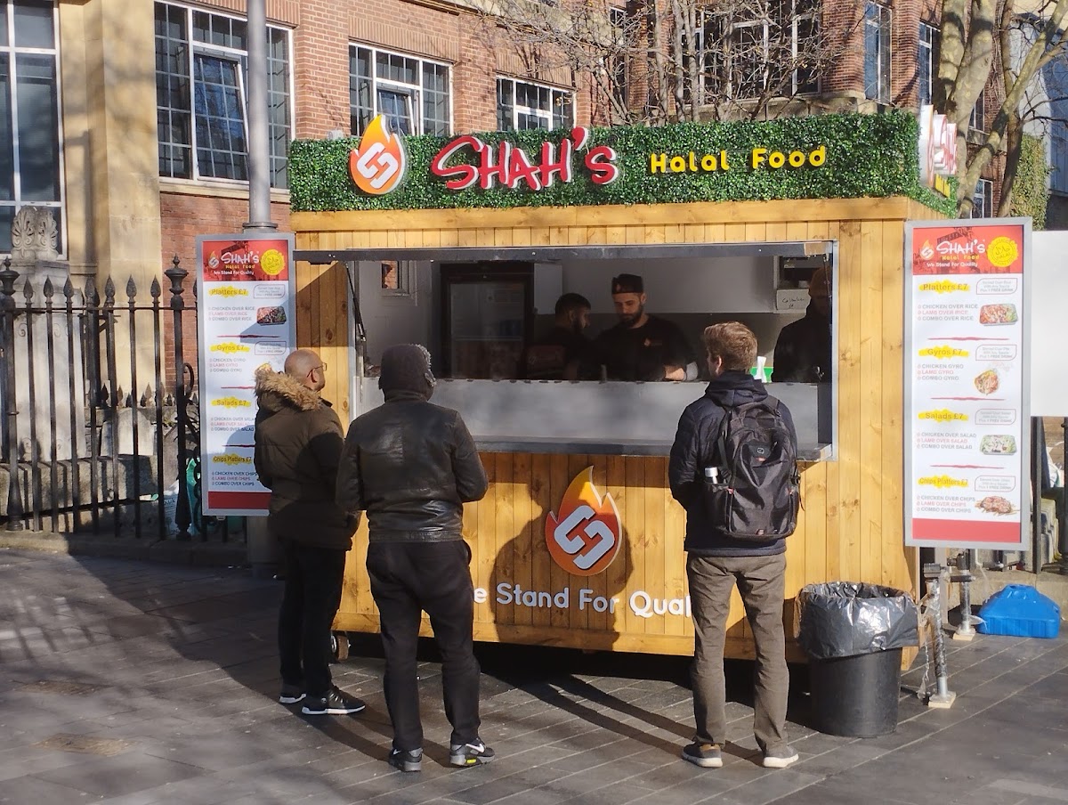 Shah's Halal Food restaurant