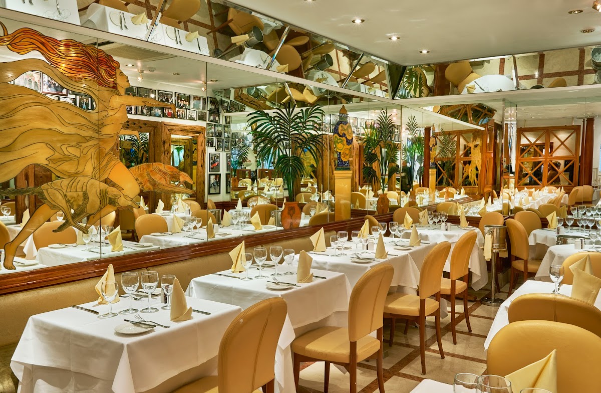 Signor Sassi by San Carlo - London restaurant