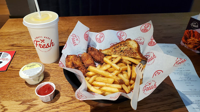 Slim Chickens restaurant