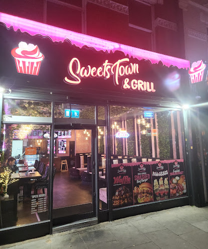 Sweets Town & Grill - Wood Green restaurant
