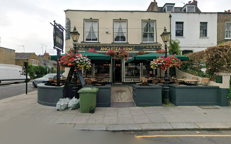 The Anglesea Arms restaurant