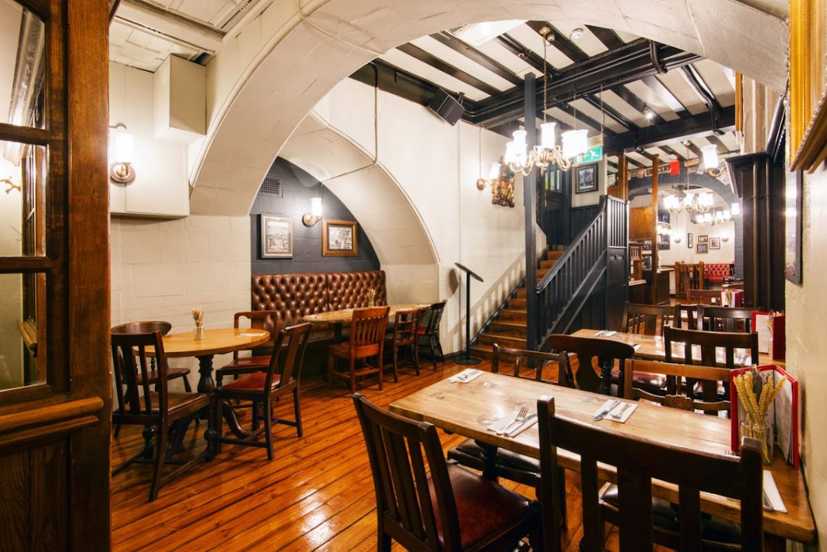 The Coal Hole restaurant
