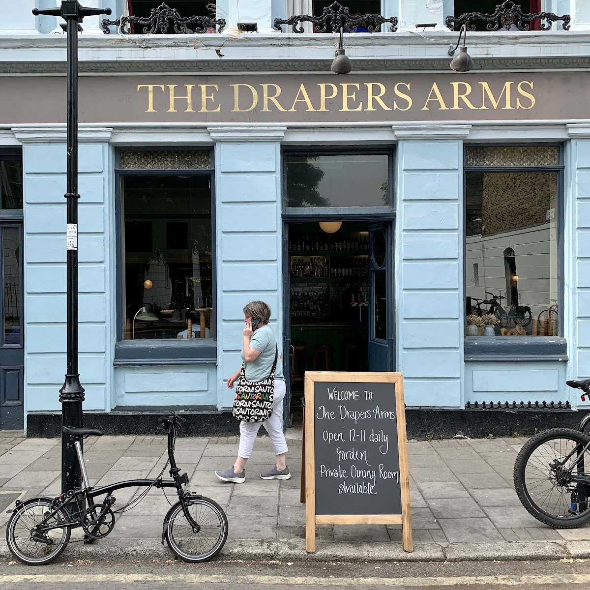 The Draper's Arms restaurant