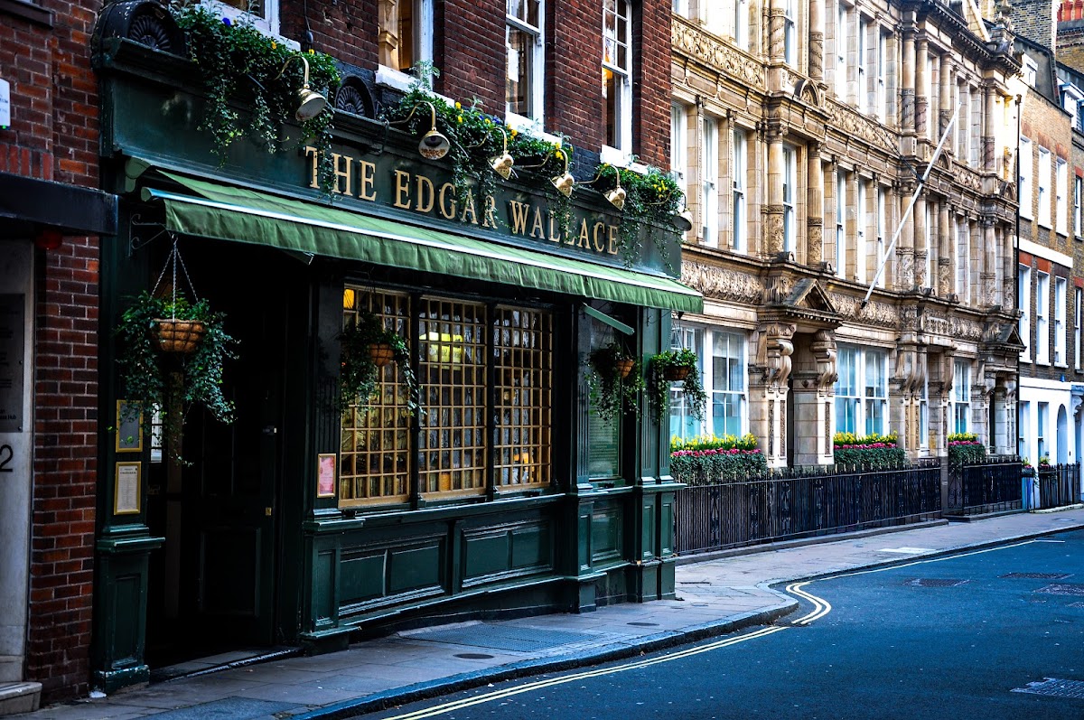 The Edgar Wallace restaurant