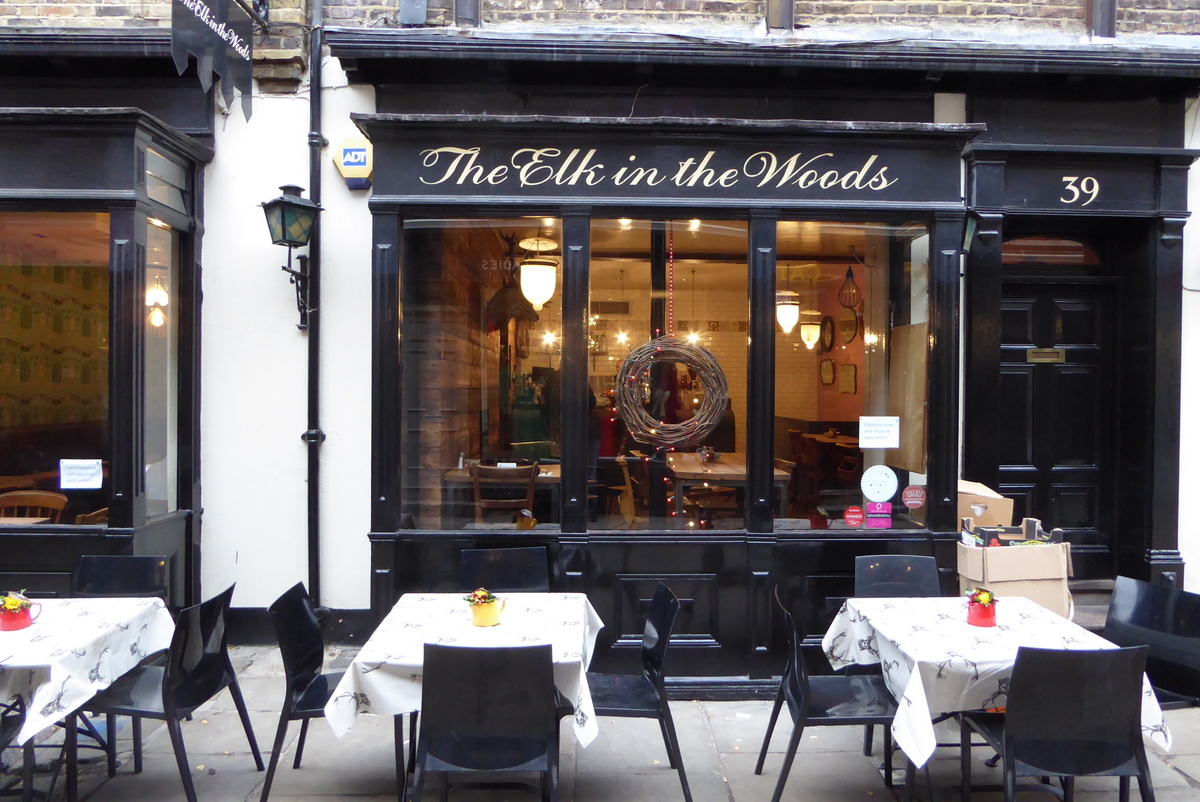 The Elk in the Woods restaurant