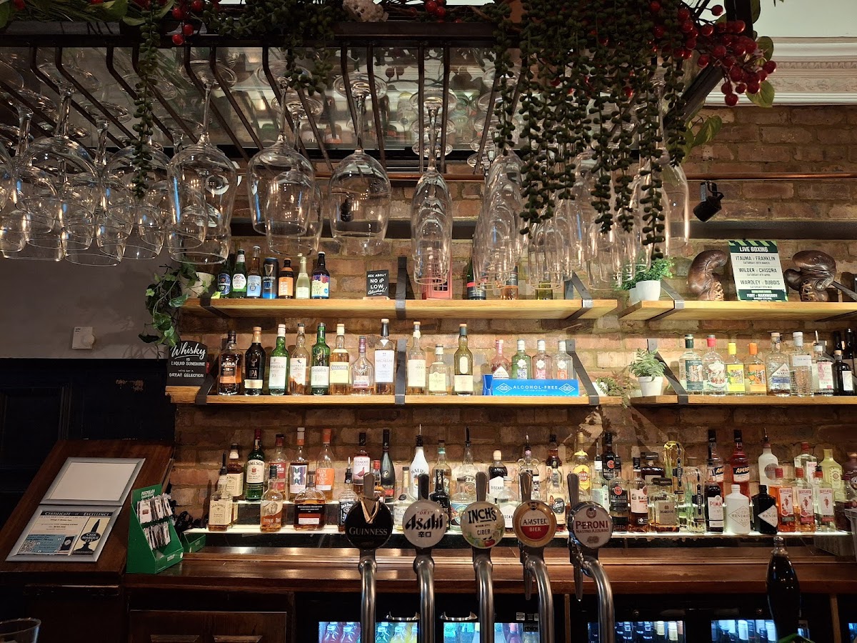 The George — photo 2