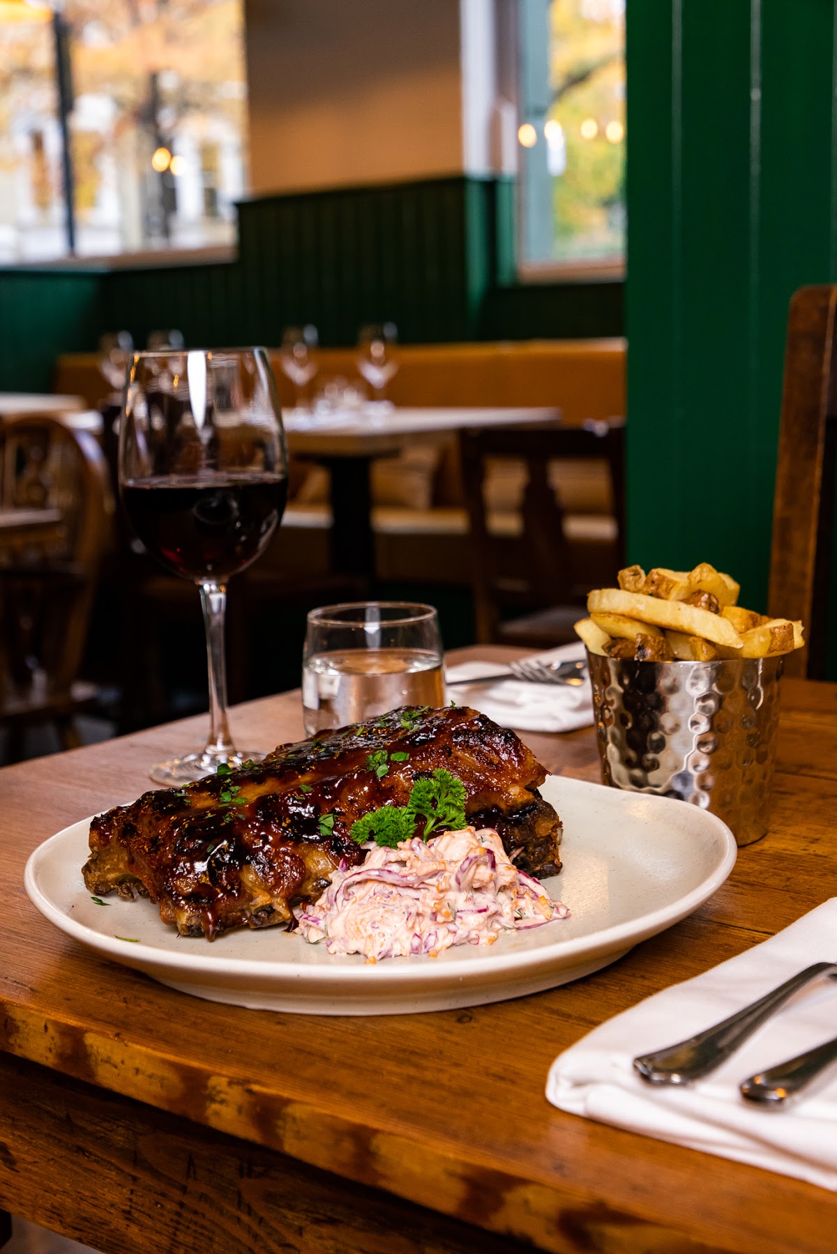The Grove Tavern — photo 2