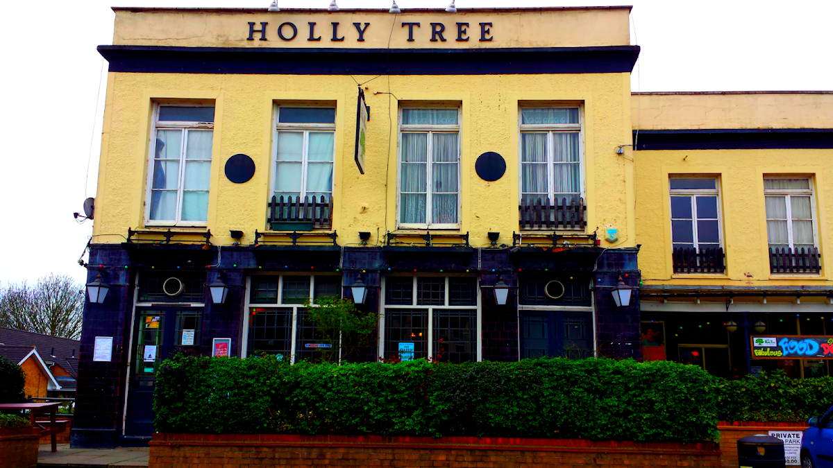 The Holly Tree — photo 2