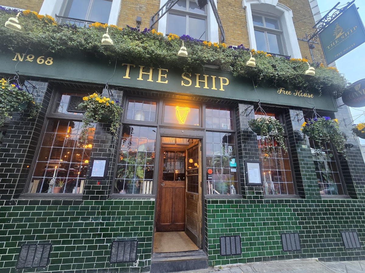 The Ship — photo 3