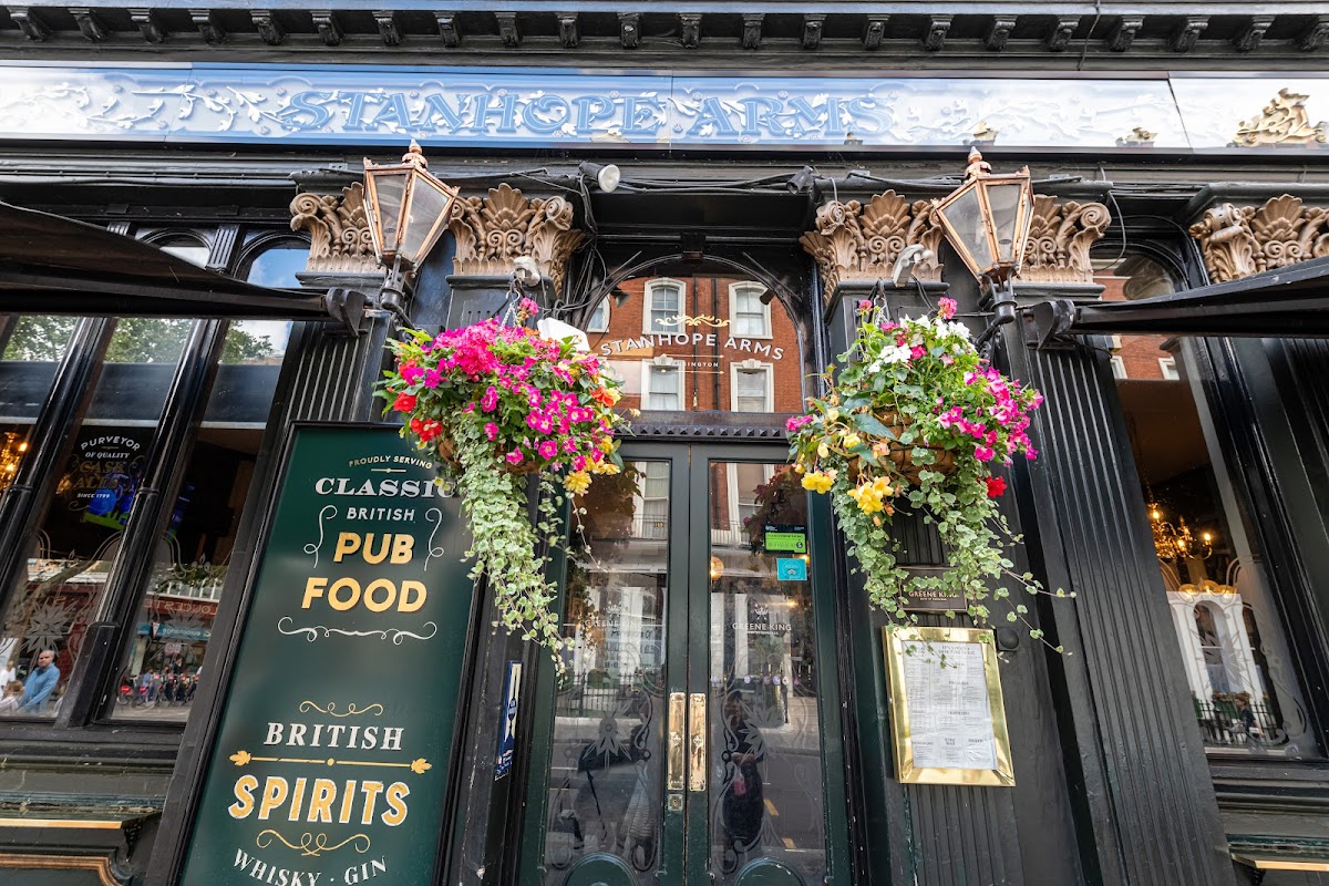 The Stanhope Arms restaurant