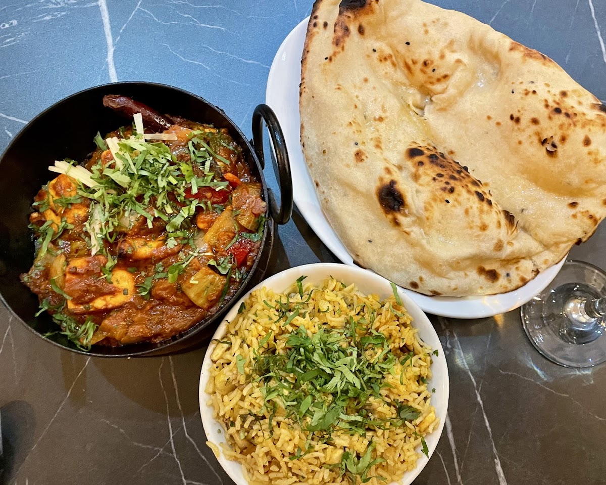 The Thames Indian Restaurant — photo 3