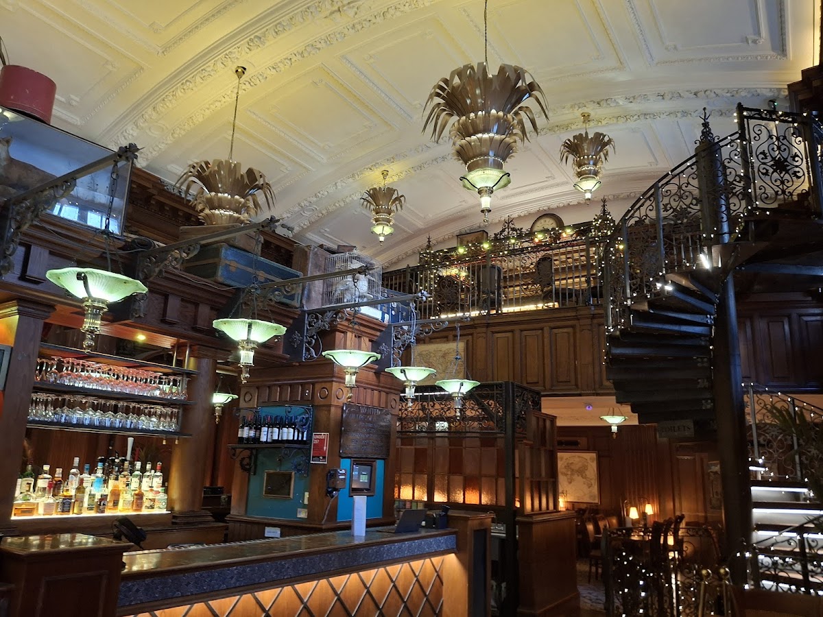 The Trading House — photo 3