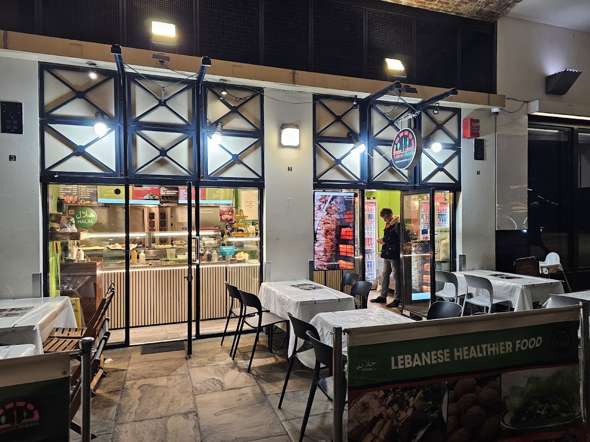 Tunnel meals restaurant