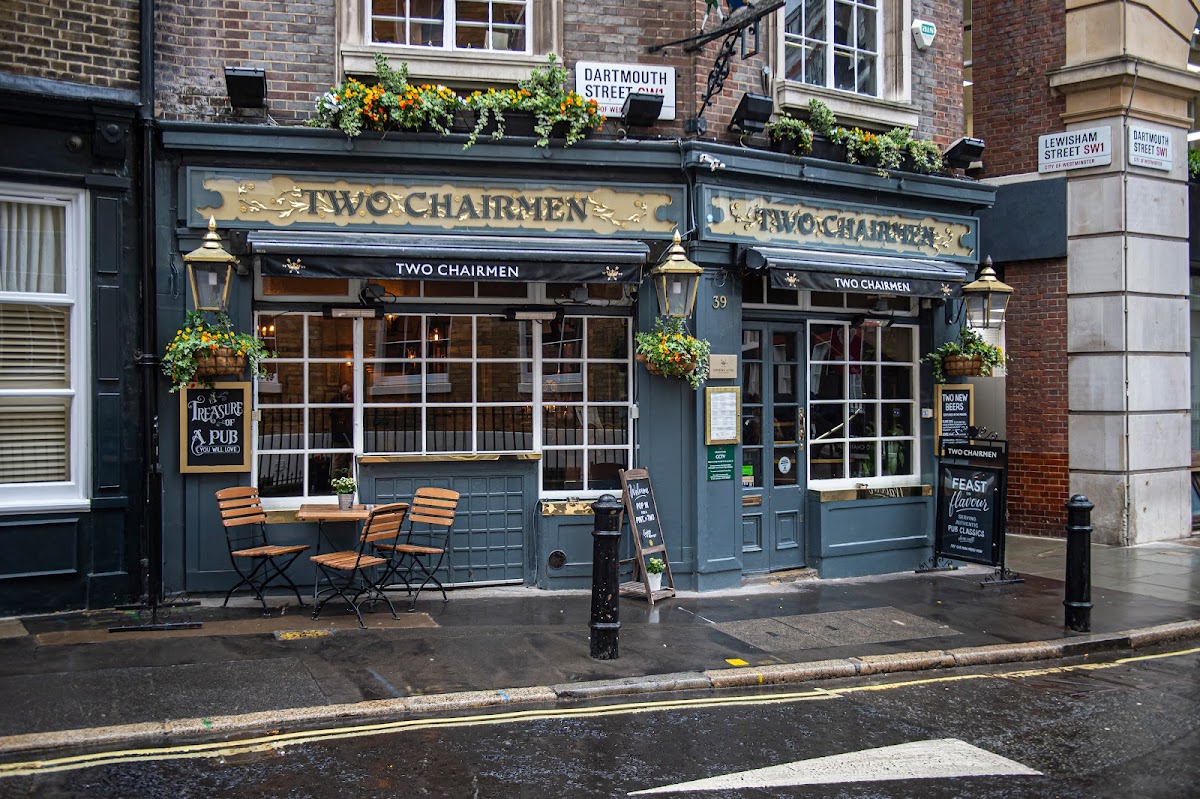 Two Chairmen restaurant