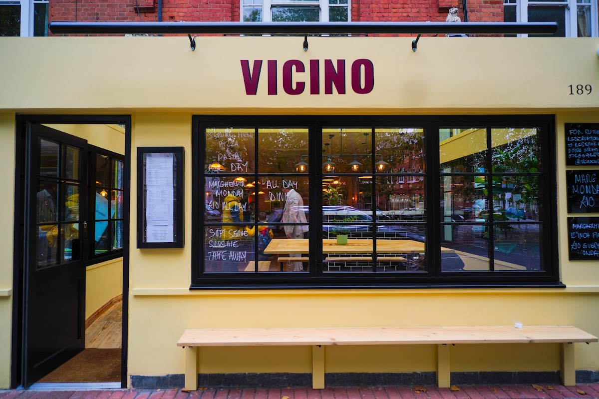 Vicino Pizza Pasta Restaurant and Bar restaurant