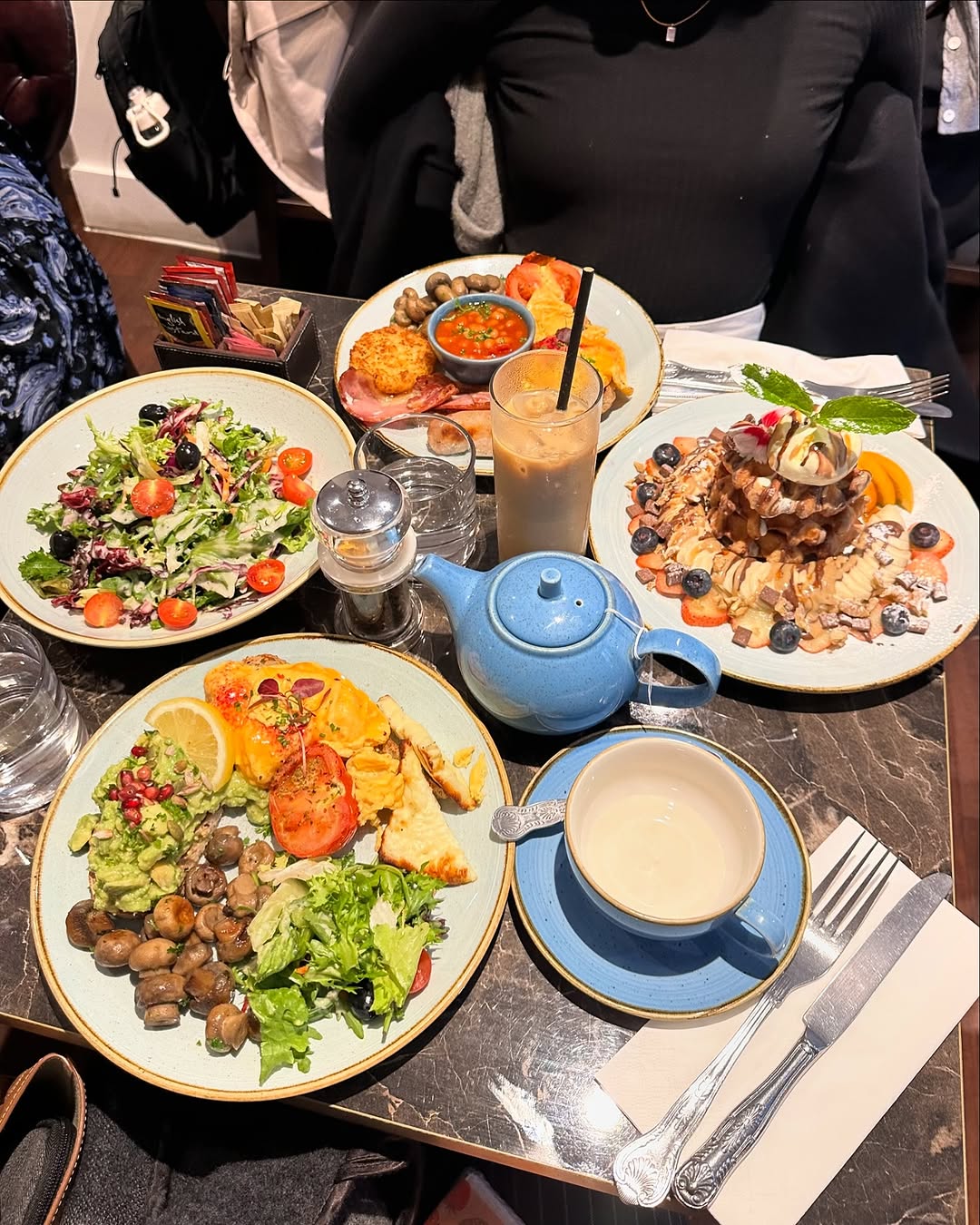 Victoria House Coffee & Food — photo 3