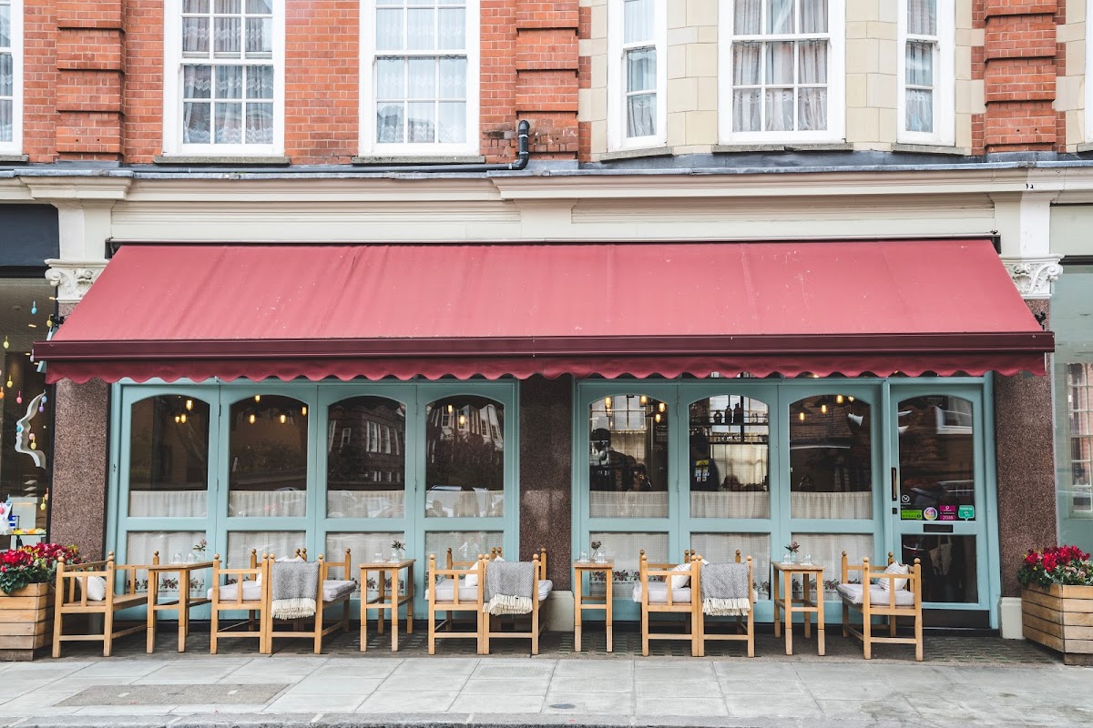 Villa Mamas Restaurant London restaurant