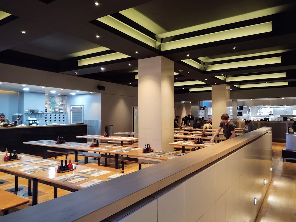 wagamama kensington restaurant