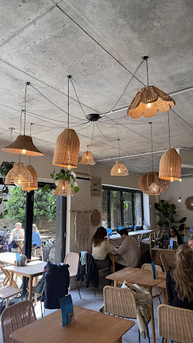 WAVE restaurant